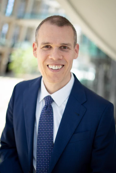 Craig Wall, an ITLS PhD graduate, transitioned from academia to the tech industry and now works at Intel, applying his instructional technology expertise to real-world challenges. We asked him about his career shift, challenges, and advice for students considering a similar move:

💡 Biggest challenge moving from academia to industry?
🔹 "The shift in pace! Academia is slow, but the tech industry moves fast. You have to think quickly and adapt."

🎓 How did your PhD prepare you?
🔹 "It taught systematic problem-solving, which is essential for tackling real-world challenges."

🤔 Did you feel uncertain about leaving academia?
🔹 "Yes, but the skills I developed were in high demand outside academia."

📈 Surprising thing about industry?
🔹 "Collaboration is key. In academia, it’s solitary, but in industry, teamwork makes all the difference."

🚀 Advice for students?
🔹 "Gain hands-on experience, explore different opportunities, and build your network."
Stay curious and embrace challenges