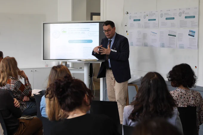 Intervention en atelier de Jérôme Normand, sous-préfet, directeur du lab Ruralité, sur la simplification des normes en matière de rénovation du bâti ancien