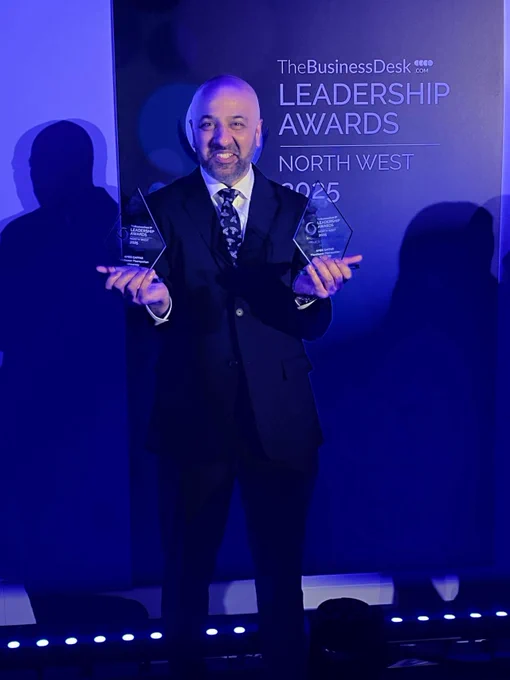 Photo of Amer Gaffer at the North West Business Desk Leadership Awards