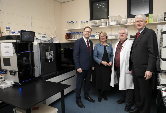 (L-R) Minister James Lawless, Prof Eeva Leinonen, Prof Sean Doyle & IUA Director General Jim Miley pictured with Research Ireland funded mass spectrometer