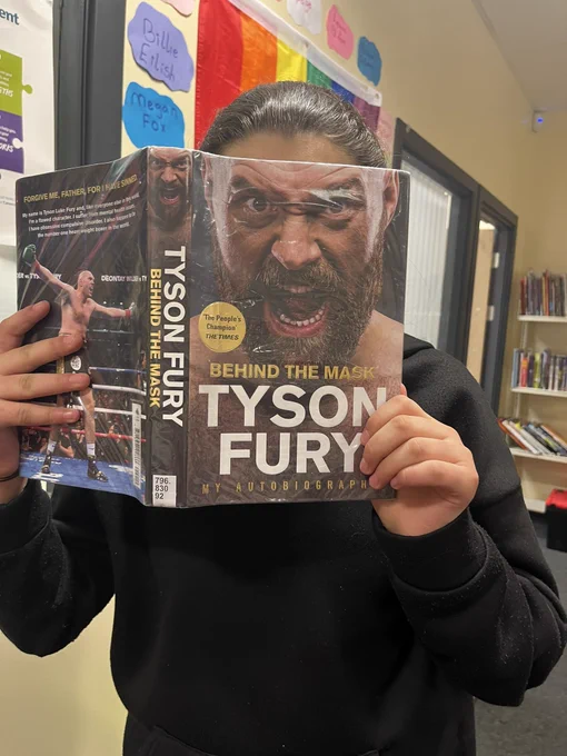 Book face