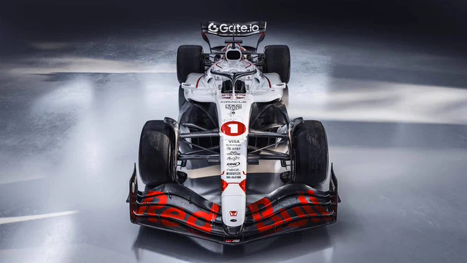 A front-on view of Max Verstappen's RB21 in the white livery.