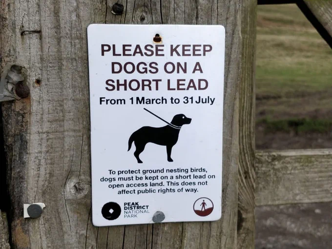 Please keep dogs on a short lead from 1 March to 31 July