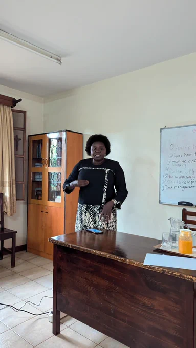 Mrs Emily Arayo Arineitwe, a communications specialist at the National Agricultural Research Organisation (NARO), was the guest speaker of the day🥳💫💯