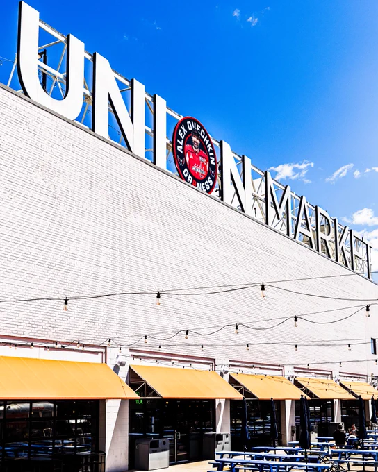 Union Market signage shows an Ovi-Gr8ness logo where the O typically is. 