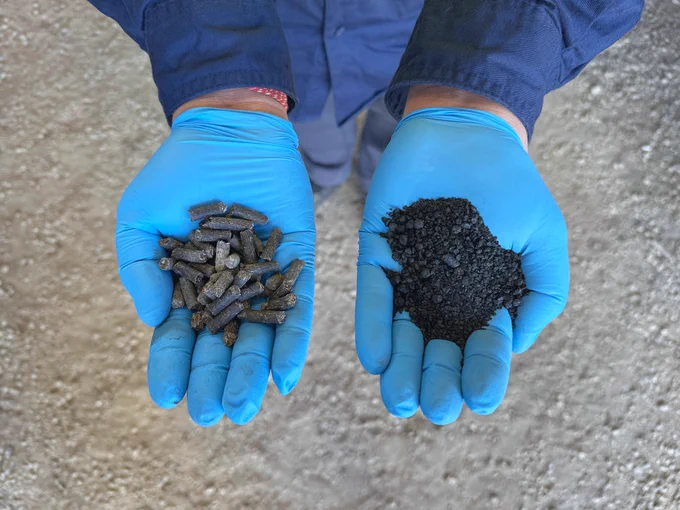 The technology, known as PYROCO, uses high temperatures without oxygen to convert treated sewage (biosolids) into a carbon-rich product called biochar, which can act as a catalyst to produce phenol-rich bio-oil. 