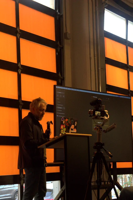 Picture taken at the Hack Night at Cloudflare HQ on April 10, 2025.