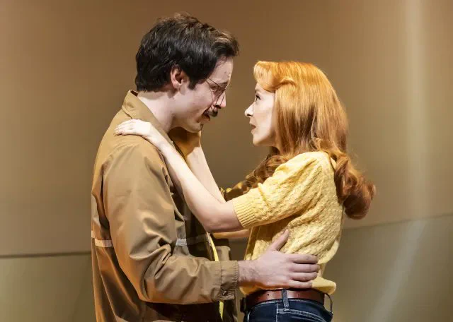 Charlie McCullagh and Evelyn Hoskins in 42 Balloons