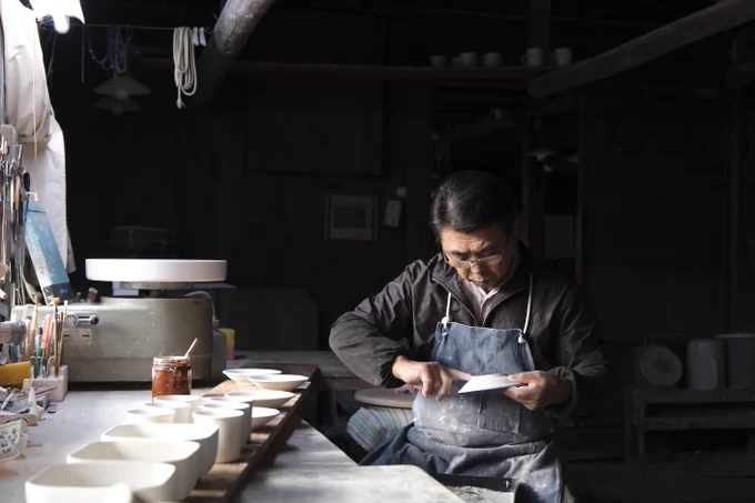 Ceramicist at work in Takayama, Japan. (image: Katherine Mast)
