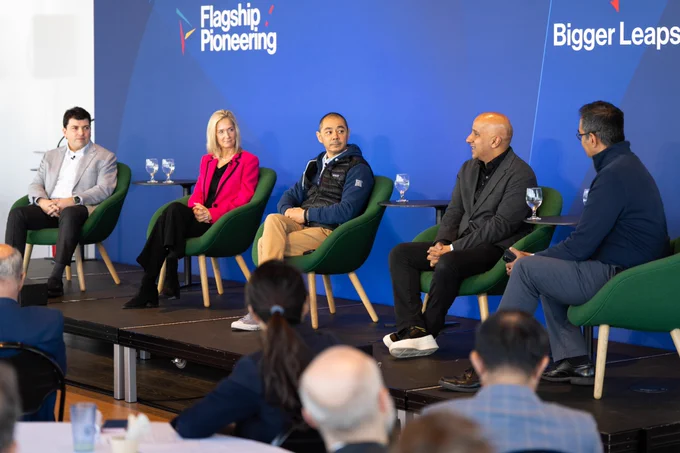 Panel on Beyond Tools: AI as a Collaborative Partner with Junaid Bajwa, Flagship Pioneering; Trishan Panch, Harvard University; Eric Rosenthal, Massachusetts General Hospital; Cynthia Verst, IQVIA; David Yang, Newo.AI, ABBYY