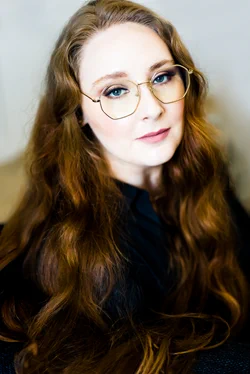 Photo of Linsey Miller