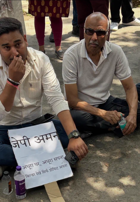 Home buyers protest at Jaypee Wish town 