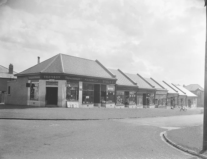 Newly built shops on Thurston Road, Cardonald, 1933.
Archives Ref: D-CA8/3227