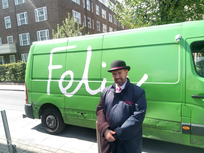 Aldgate ambassador and Felix Project delivery van.