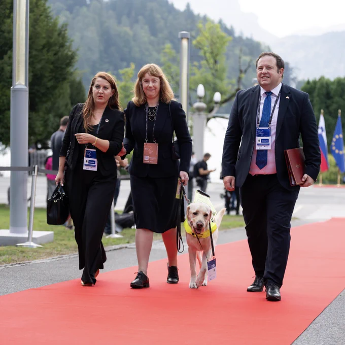 Otto accompanying the Ambassador and Minister Doughty on the red carpet at Bled Strategic Forum.