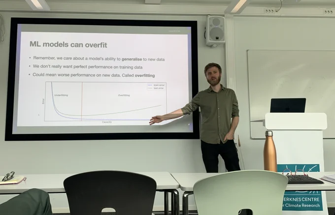 Linus describing the pitfalls of ML models overfitting.