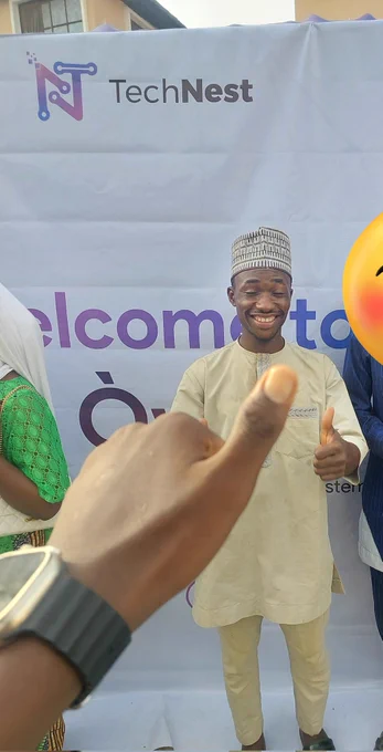 I took this picture for Sincerely_Abdul, and that's my thumb there (my only picture that I took)😂❤️