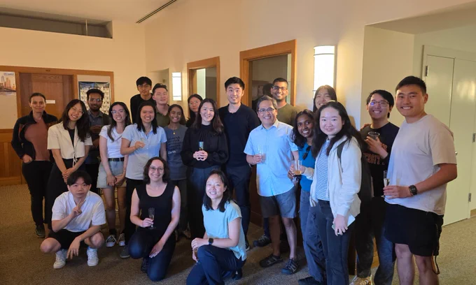 Group photo of everyone who joined Sunnie’s dissertation defense