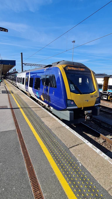 Northern Trains 331006 at Doncaster Railway Station Platform 6