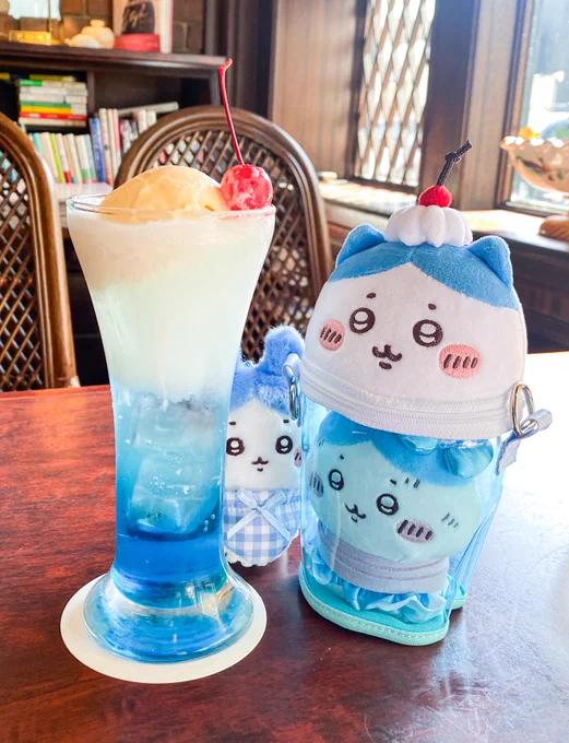 隙間からひょっこりばぶちゃん👶🏻