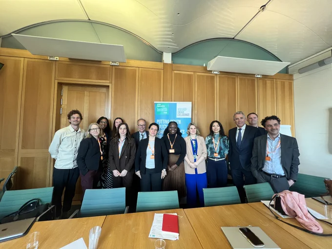 Image of parliamentarians and members of the APHG's steering group. 