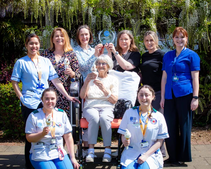 Pictured ahead of International Nurses Day are some of the St James’s Hospital 2,200 strong Nursing Team with patient.  St James's Hospital has become the first hospital on the island of Ireland to be awarded a prestigious nursing accreditation from the American Nurses Credentialing Centre.  The “Pathways to Excellence®”recognises healthcare institutions who demonstrate a high standard of nursing care and a positive working environment for nurses.

Back L-R: Joanna Yocel Baugbog – Echavet, Sharon Slattery, Director of Nursing, Marian Broderick, Clinical Nurse Manager III, Charlotte Stuart, Assistant Director of Nursing, Louise McDonagh, Assistant Director of Nursing, Rebecca Farrell, Clinical Nurse Manager II

Centre: Patient Patricia Allen from Walkinstown 
 
Front: Serena Ward, Nursing Student and Aisling Burke, Nursing Student 