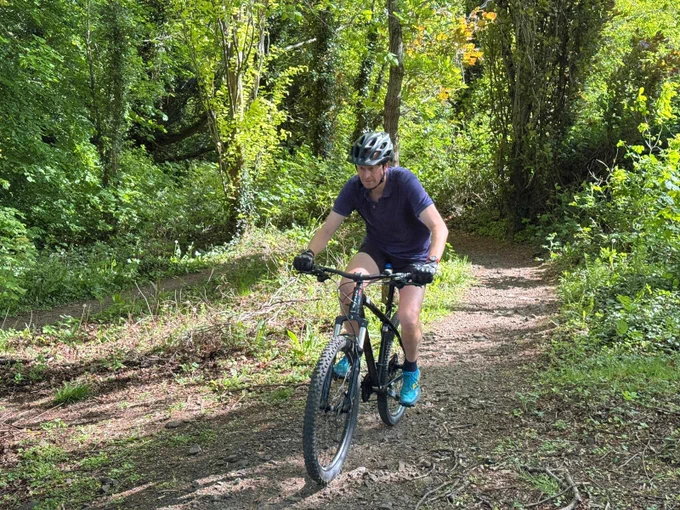 Comd 104X joined 152 Regt RLC for a final visit ahead of handing over command in June. They took part in an afternoon of sports with a mountain biking session to test skills, build teamwork, and celebrate shared experiences.