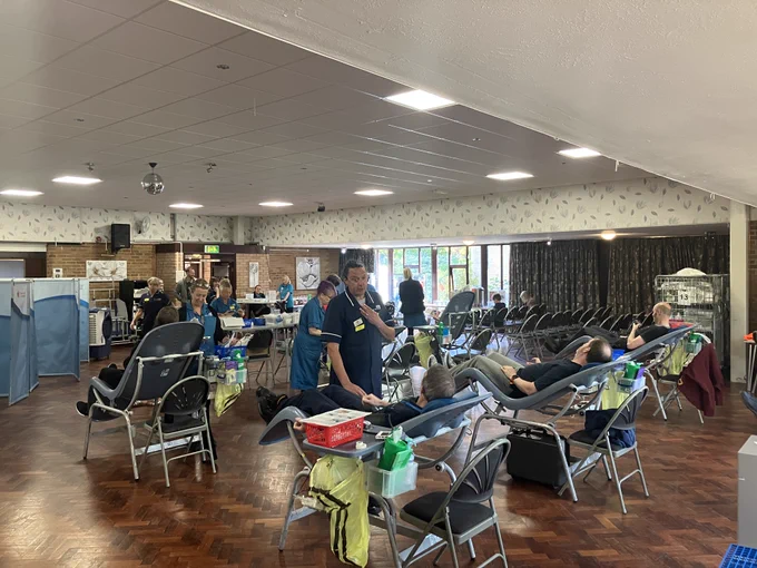 Photo of the special donation session which was set up with the support of the family of Elsie Dot Stancombe. 
