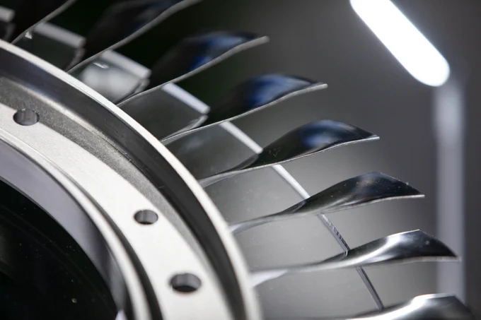Turbine Engine Blade

Makino