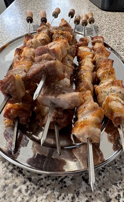 Homemade pork souvlaki skewers 😋😋😋 

#souvlaki #skewers #cyprusbbq #ukbbq