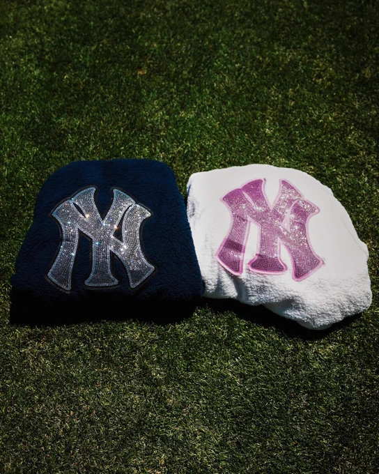 Jill Martin x Yankees loungers back - Navy & White. 