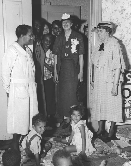 http://www.fdrlibrary.marist.edu/archives/collections/franklin/index.php?p=digitallibrary/thumbnails&q=progress&thumbnailpage=4 30.7.20
