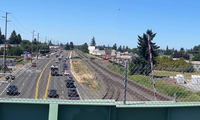 Looking south where the entrance is, but you can also see a line heading north that's backed up--like about 1 mile!