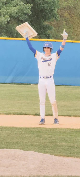 93 total bases stolen a new IHSA single season record. Congratulations 