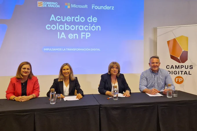 El texto dice: "Acuerdo de colaboración IA en FP".