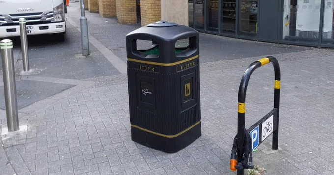A wandsworth street bin