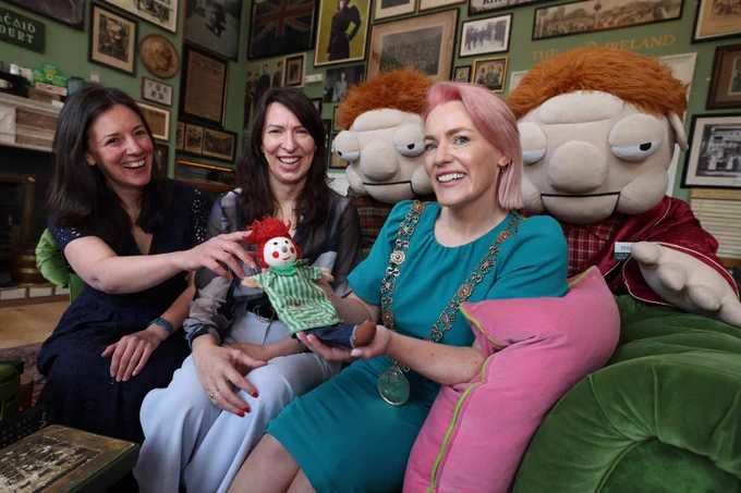 Fáilte Ireland welcomes Official Reopening of Little Museum of Dublin

https://www.failteireland.ie/Utility/News-Library/Failte-Ireland-welcomes-Official-Reopening-of-Litt.aspx/?utm_medium=organic-social&utm_source=twitter&utm_campaign=little-museum-of-dublin-reopening