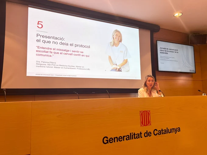 Paloma Pifarré, metgesa nuclear, a la jornada de comunicació clara