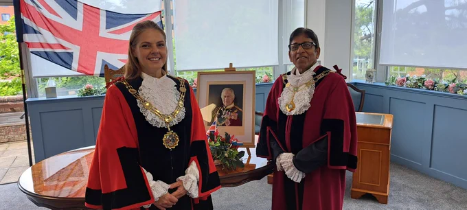 The Mayor of Sutton, Cllr Louise Phelan photographed with the Deputy Mayor, Cllr Cumar Sahathevan at her first Citizenship Ceremony as Mayor