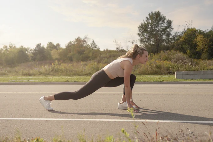 Coach's Corner returns this week with answers to your questions on what are the best shoes, how long do you need to train for a marathon, do we really need to stretch and what are the top three running injuries and how can we avoid them here: https://irun.ca/training/the-top-three-running-injuries-and-how-to-avoid-them-coachs-corner-with-lauren-roberts-of-athletes-care/