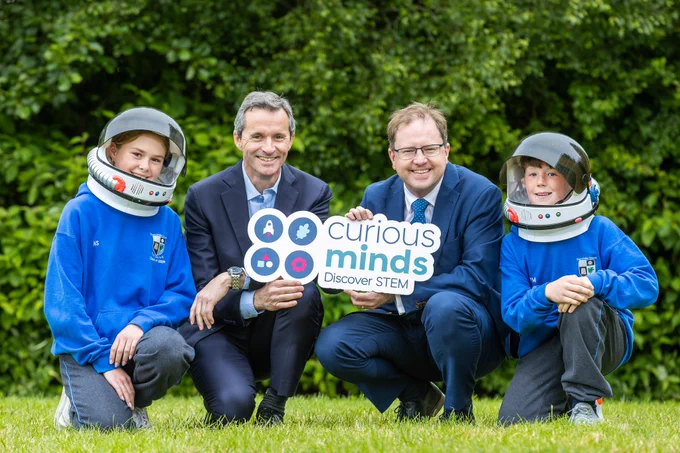  Pictured at Rathmore National School, Naas, Co. Kildare, were (left-right): Nina, Minister James Lawless TD, Fionn and Dr Ciarán Seoighe, Deputy CEO, Research Ireland. 