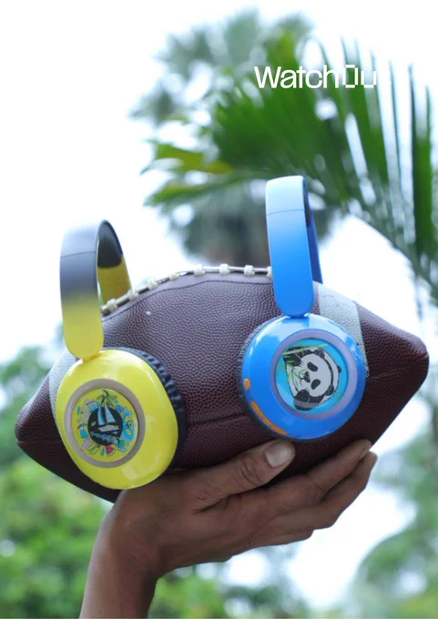 Perfect Headphones for your Smart Kids
.
.
.
Galaxy Headphones :- Where Stories Come to Life
.
.
.
#headphones #Galaxy #playzone #kidsaccessory #kidssport 