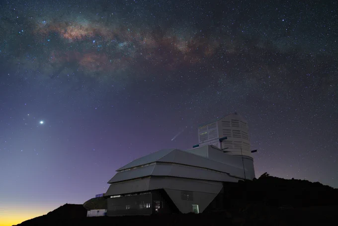 Observatoire Vera C. Rubin au sommet du Cerro Pachón. Image : Hernan Stockebrand