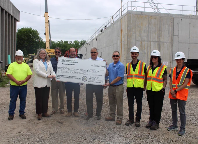 Big check presentation