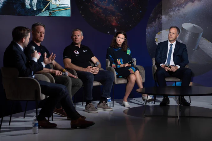 Speakers at the panel discussion on the European strategy for human and robotic exploration at Le Bourget. From right to left, Daniel Neuenschwander, Angelique Van Ombergen, Andreas Mogensen,  Orson Sutherland, and Henrik Horstmann.