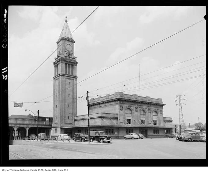 The former Canadian Pacific Railway North Toronto Station in use as a Liquor Control Board of Ontario outlet circa 1950. City of Toronto Archives photo.