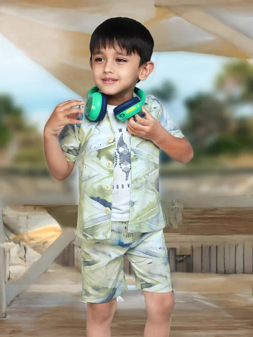 Green Dino Galaxy Kids Headphones 
.
.
.
.
Style that Suits best to your Kids
.
.
.
#greendino #headphones #Galaxy #bluetooth