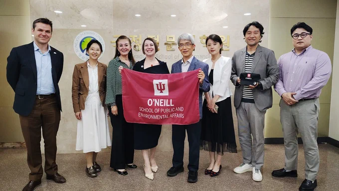 O'Neill School delegation at Sungkyunkwan University