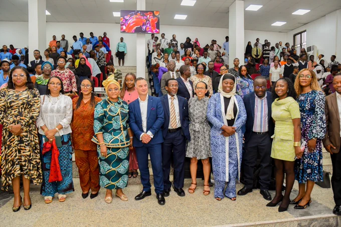 Professor Amanda Daley with the audience for her keynote presentation at LASUCOM