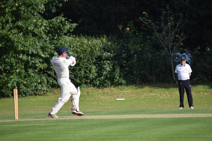Will smashes the ball aerially
